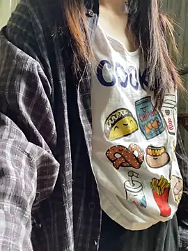 XndSeraphina online show from 12, 4, 2026