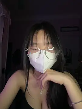 Snapshot of Kiee-lee chatting on 30, 4, 2026 Kiee-lee online show from 30, 4, 2026