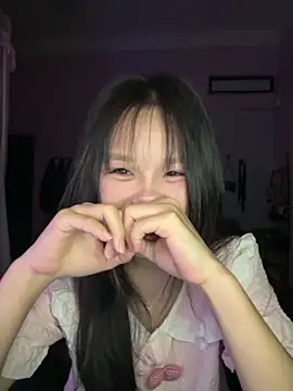 Snapshot of Kiee-lee chatting on 18, 5, 2026 Kiee-lee online show from 18, 5, 2026