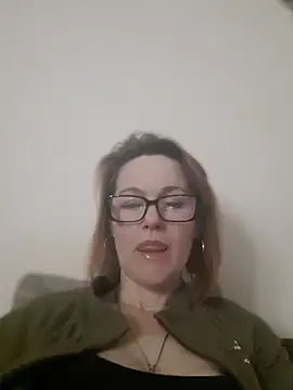 Snapshot of LanaOlbenst chatting on 5, 5, 2026 LanaOlbenst online show from 5, 5, 2026