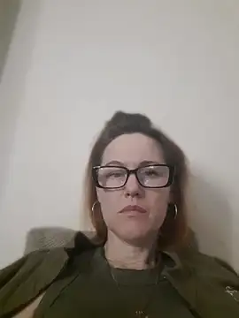 Snapshot of LanaOlbenst chatting on 6, 5, 2026 LanaOlbenst online show from 6, 5, 2026