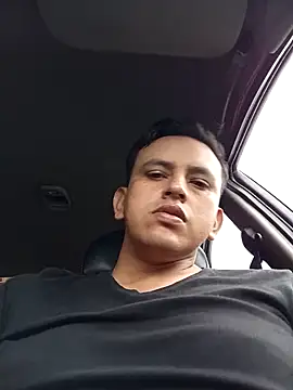 Snapshot of art-e9-2 chatting on 21, 11, 2025 art-e9-2 online show from 21, 11, 2025