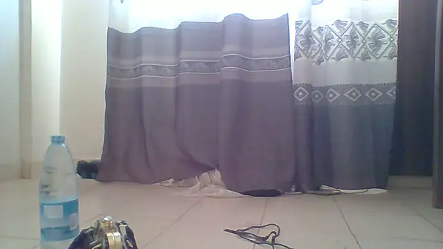 Snapshot of BellaStormi chatting on 29, 11, 2025 BellaStormi online show from 29, 11, 2025