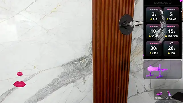 Latina candy01 online show from 17, 4, 2026