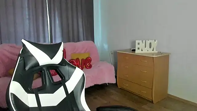 Snapshot of GirlPlayer chatting on 25, 5, 2026 GirlPlayer online show from 25, 5, 2026