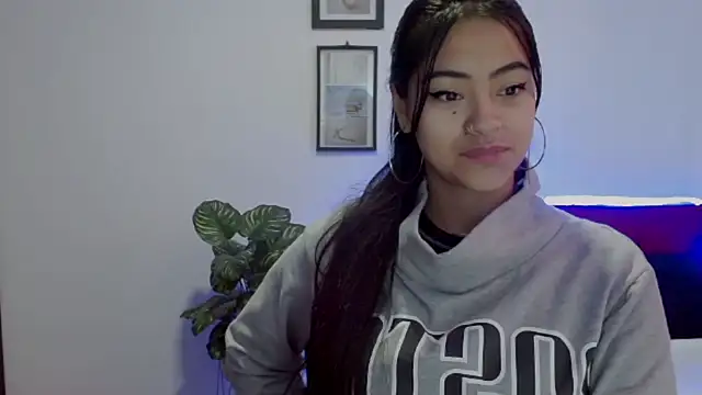 Juliana  lx online show from 15, 4, 2026