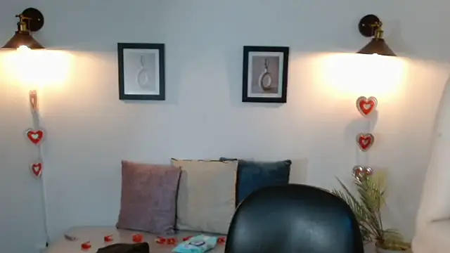 Juliana  lx online show from 28, 2, 2026