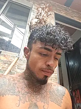 Hot Latino x online show from 19, 5, 2026
