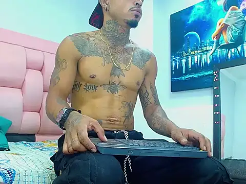 Hot Latino x online show from 26, 2, 2026