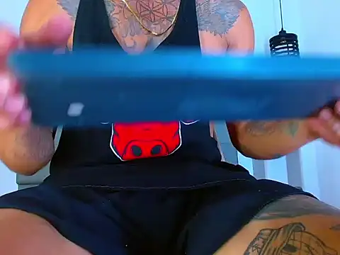 Hot Latino x online show from 7, 3, 2026