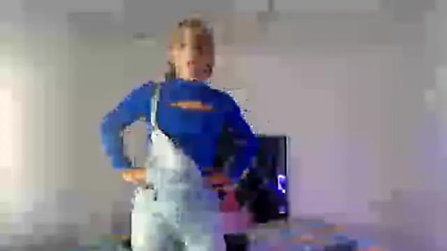 Venus2357 online show from 20, 4, 2026