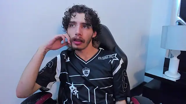 JojoBraando online show from 9, 4, 2026