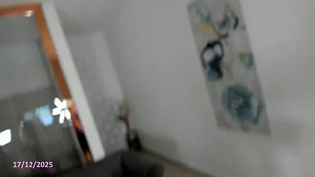 MafeArias23 online show from 17, 12, 2025