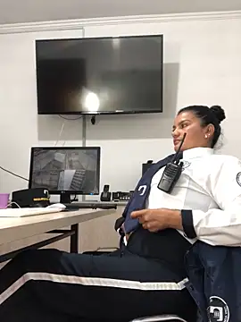 Rosa Vidal  online show from 25, 11, 2025