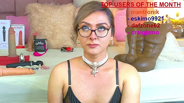 Lunitaa Diva online show from 4, 4, 2026