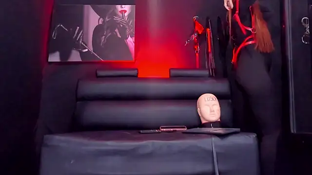 AprilStoness online show from 20, 3, 2026