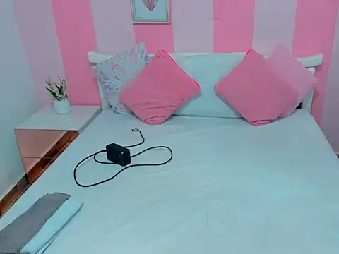 Snapshot of lathiffa chatting on 25, 11, 2025 lathiffa online show from 25, 11, 2025