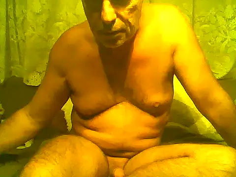 Snapshot of Pneuhammer chatting on 29, 11, 2025 Pneuhammer online show from 29, 11, 2025