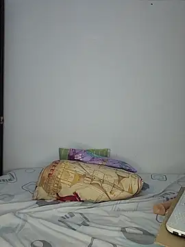 Snapshot of mila_curvy chatting on 29, 11, 2025 mila curvy online show from 29, 11, 2025