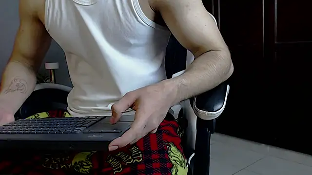 Snapshot of eren_jeager chatting on 23, 5, 2026 eren jeager online show from 23, 5, 2026