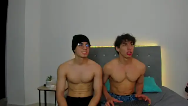 Snapshot of eren_jeager chatting on 27, 11, 2025 eren jeager online show from 27, 11, 2025