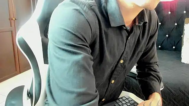 eren jeager online show from 3, 2, 2026