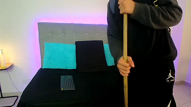 eren jeager online show from 13, 12, 2025