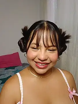 Snapshot of katthyasmitth chatting on 27, 11, 2025 katthyasmitth online show from 27, 11, 2025