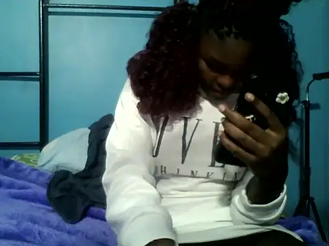 VirginPrincess06 online show from 12, 3, 2026