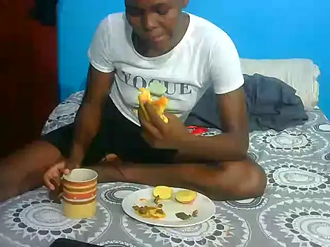 VirginPrincess06 online show from 25, 11, 2025