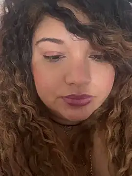 lasirenitabella online show from 2, 12, 2025