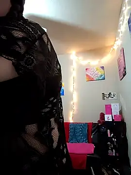 LaylaLucis online show from 29, 7, 2026