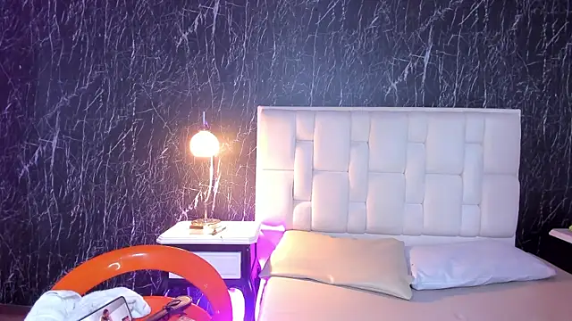 ClarissaMorreti online show from 28, 11, 2025