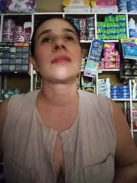 MIA-LARIOS online show from 31, 5, 2026