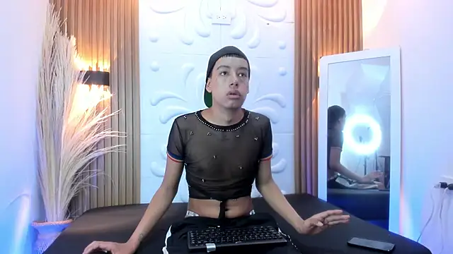 Amelia hans online show from 21, 11, 2025