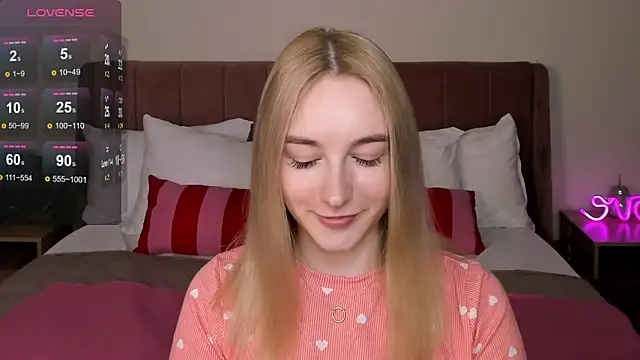 Shy Polly online show from 15, 5, 2026