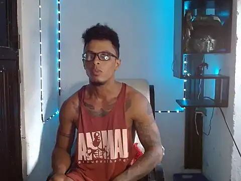 Snapshot of bigblackmen117uncs chatting on 23, 11, 2025 bigblackmen117uncs online show from 23, 11, 2025