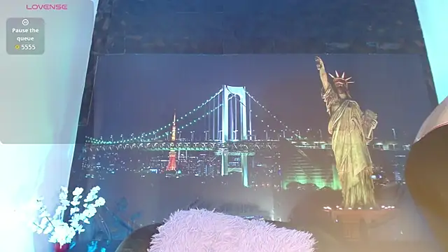 Sebastian Smith   online show from 21, 4, 2026