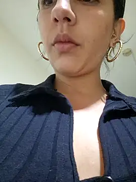 Snapshot of Monitaxhot chatting on 26, 11, 2025 Monitaxhot online show from 26, 11, 2025