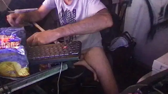 Snapshot of SinlessFreedom7 chatting on 1, 7, 2026 SinlessFreedom7 online show from 1, 7, 2026