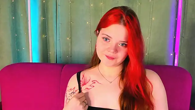 Snapshot of KellyFiery chatting on 10, 5, 2026 KellyFiery online show from 10, 5, 2026