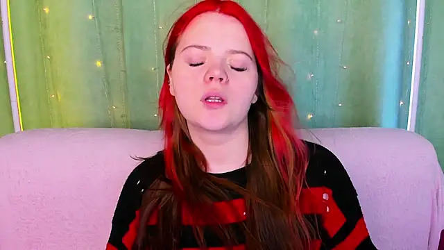 KellyFiery online show from 12, 4, 2026