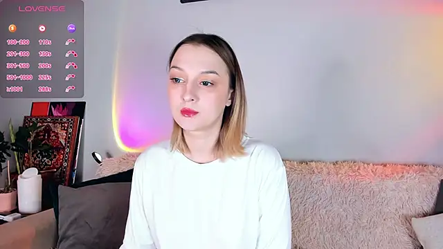 Snapshot of cai_lai chatting on 24, 11, 2025 cai lai online show from 24, 11, 2025