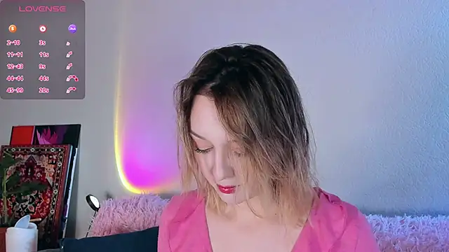 Snapshot of cai_lai chatting on 28, 11, 2025 cai lai online show from 28, 11, 2025