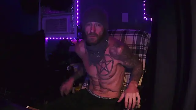 KingCole2390 online show from 4, 2, 2026