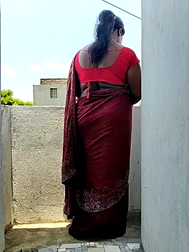 Desicouple1706 online show from 25, 4, 2026