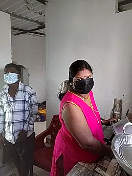 Desicouple1706 online show from 12, 1, 2026