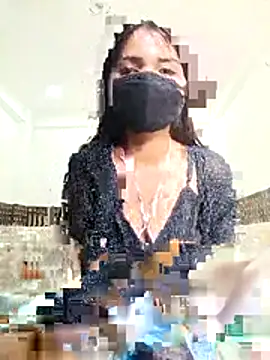 Lovely--girl online show from 26, 4, 2026