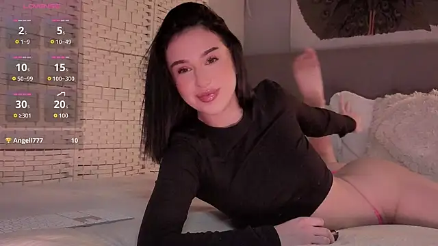 Snapshot of ShyColette chatting on 25, 6, 2026 ShyColette online show from 25, 6, 2026