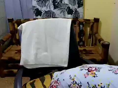 lovelyxmorena online show from 7, 2, 2026